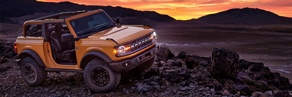 2021 Bronco on rocks