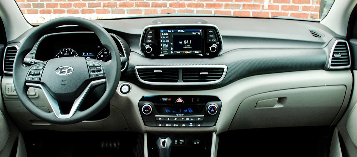 2021 Hyundai Tucson front interior dash