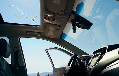 Affordable luxury with high class amenities! Santa Fe sunroof