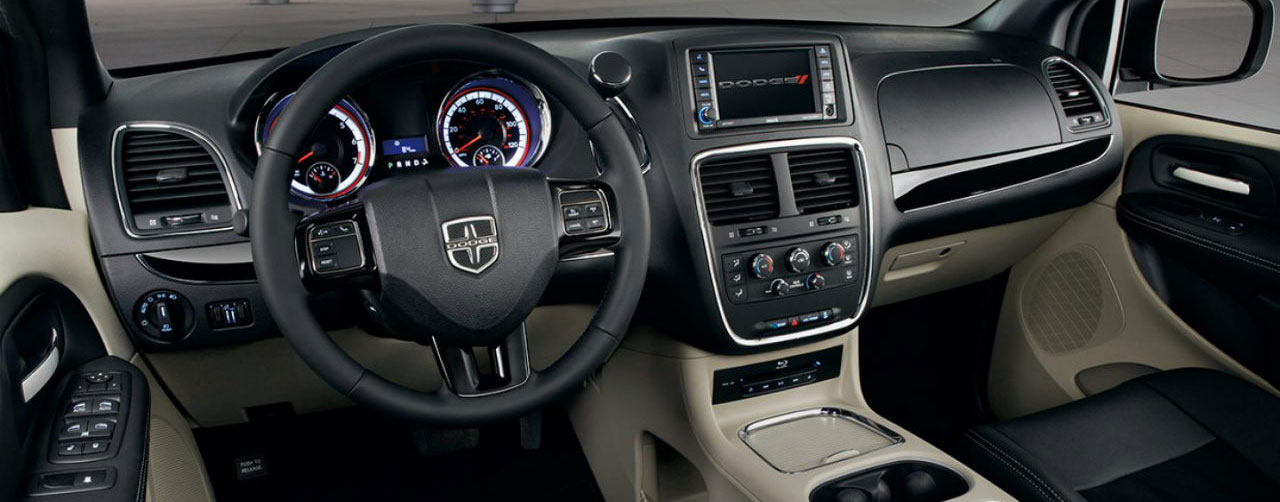 2018 dodge grand caravan dashboard and steering wheel