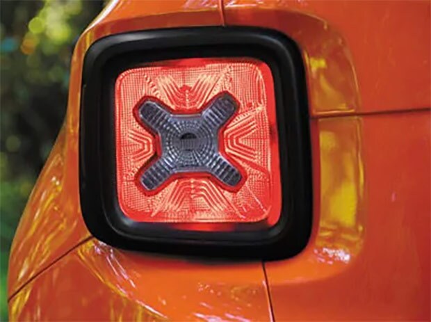 Jeep Renegade Latitude Tail light