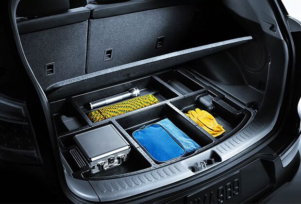 In-floor storage in the Kia Sportage