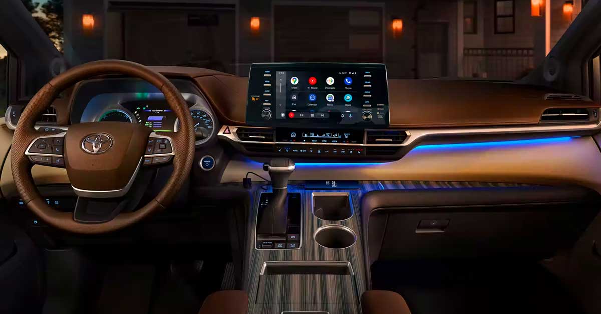 toyota sienna interior dash