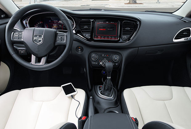 2016 Dodge Dart Technology features