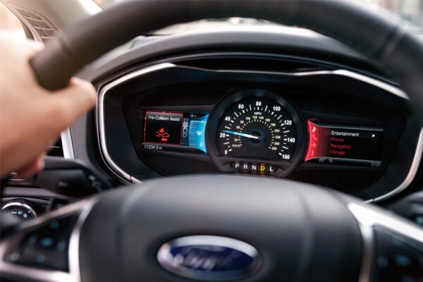 2019 Ford Fusion front dash speedometer