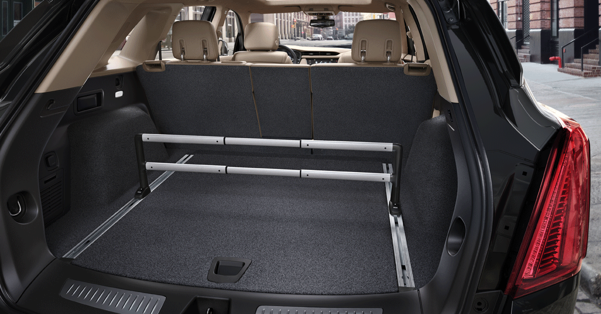 2019 Cadillac XT5 adaptive cargo space
