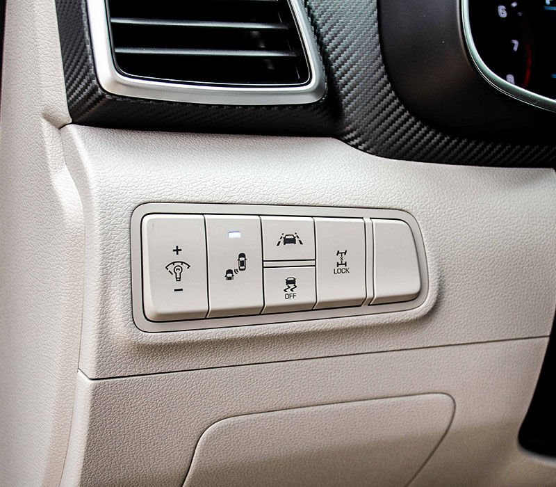 2021 Hyundai Safety control buttons