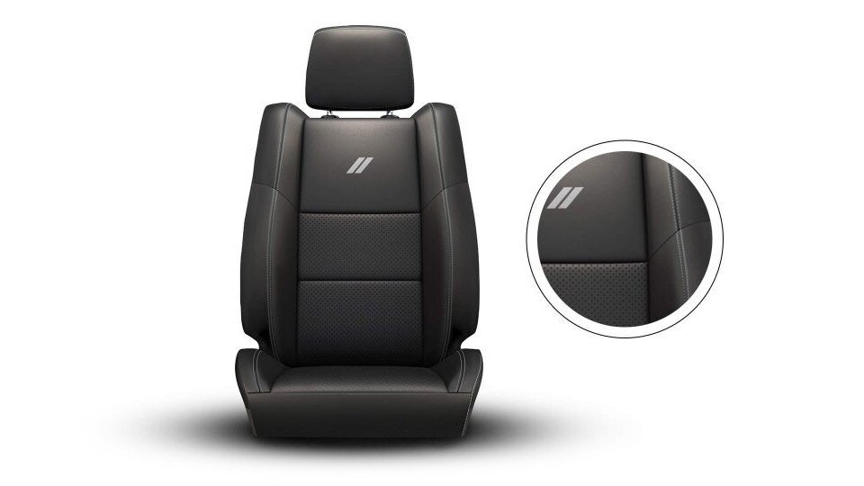 2020 Dodge Durango Leather Chairs