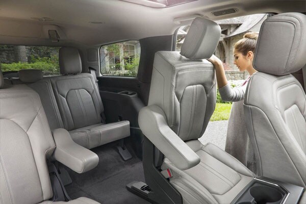 ford expedition interior