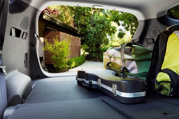 2016 santa fe trunk cargo space