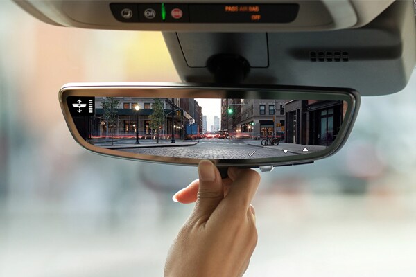 rear view mirror display XT4