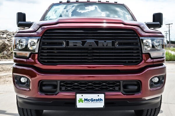 2020 Ram 2500 front grille