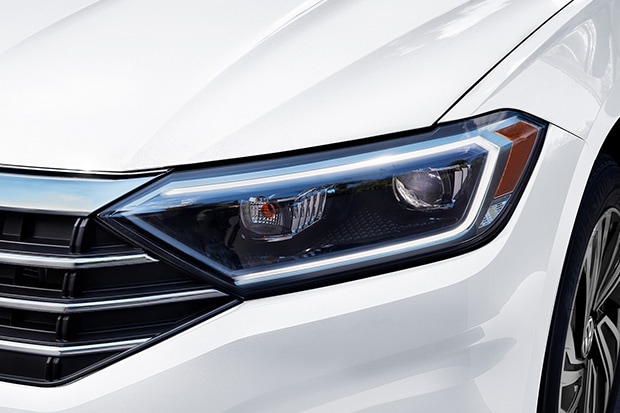 2020 Volkswagen Jetta LED Headlights