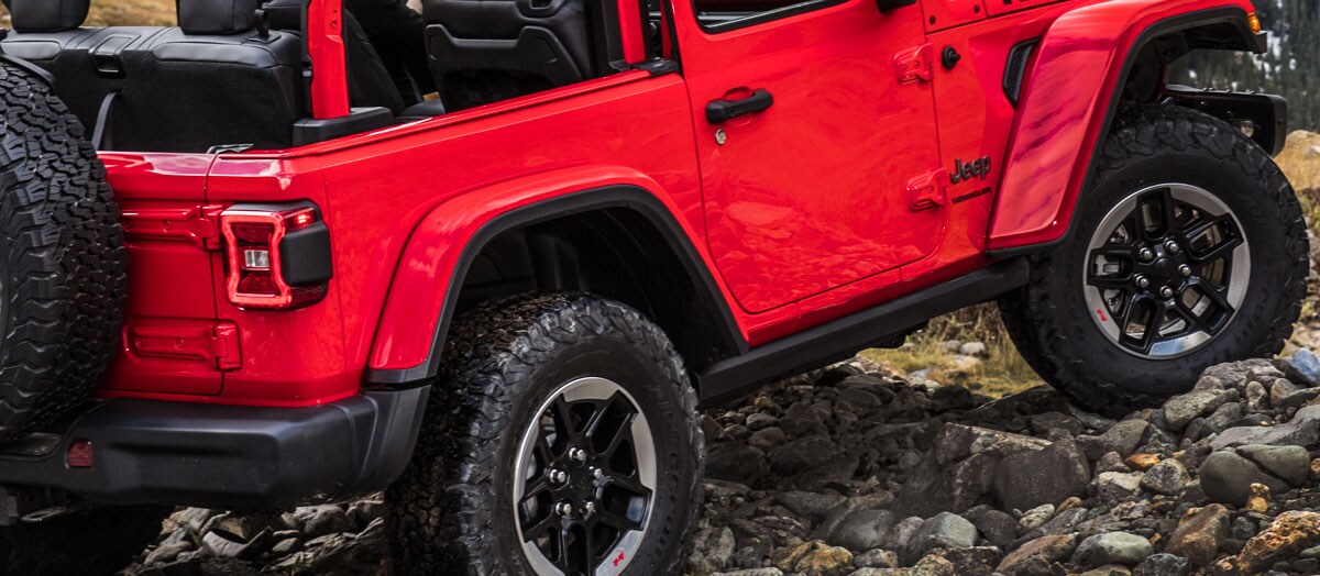2020 Jeep Wrangler Off Roading on rocky terrain