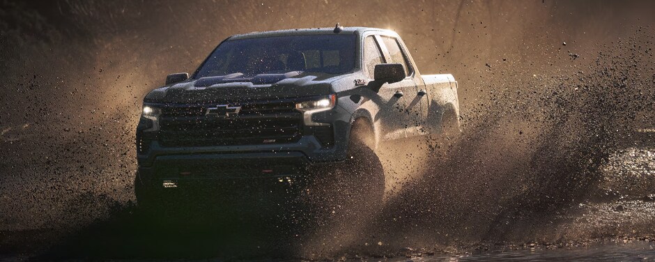 Chevy Silverado 1500 hauling a trailer