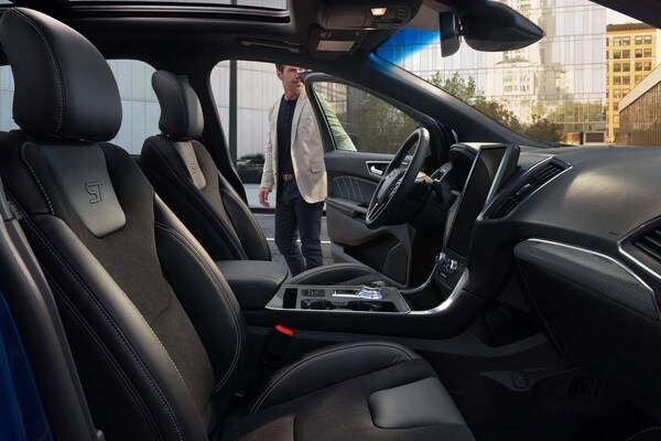 2024 Ford Edge interior seating