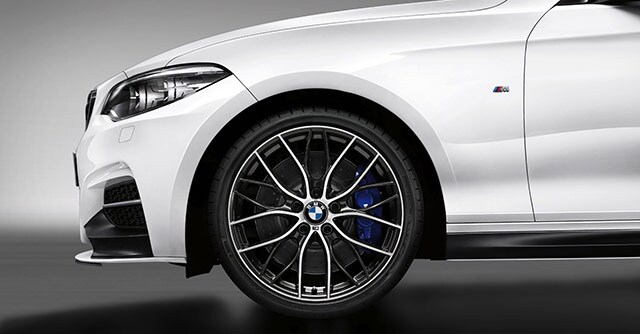 2018 White m240i Tire side view