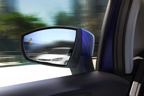 Cross traffic alert on EcoSport