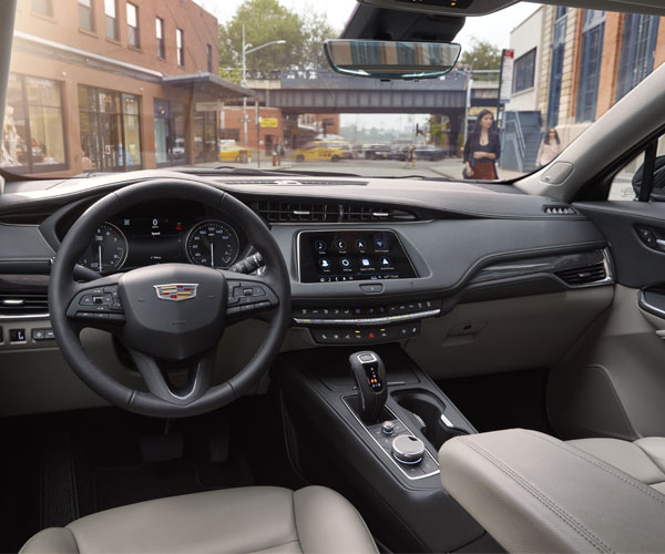 2019 Cadillac XT5 interior features front cabin area