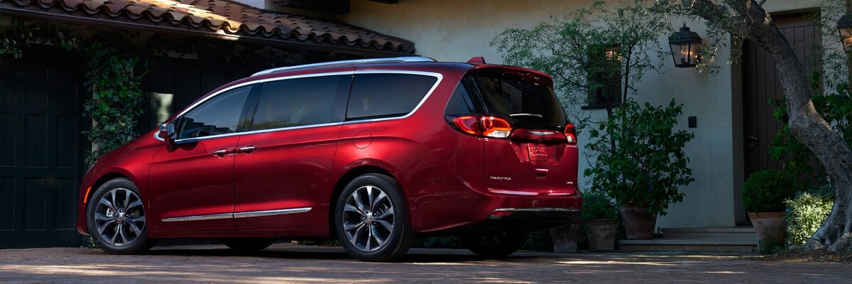 2020 Chrysler Pacifica exterior design