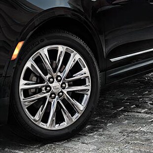 McGrath Auto 2017 Cadillac XT5 2017 Cadillac XT5 Wheels Tires