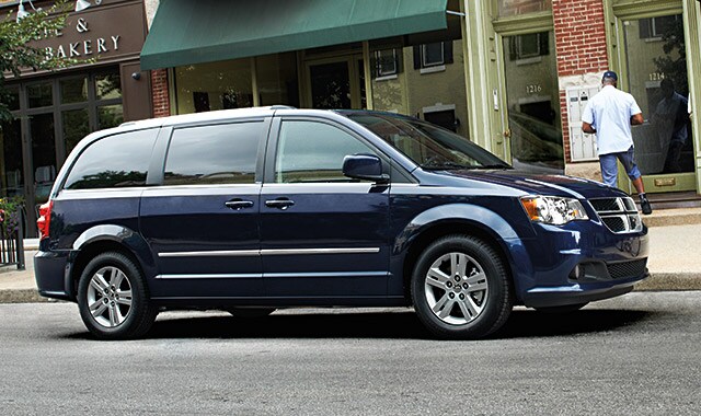 Used Ddodge Grand Caravan driving