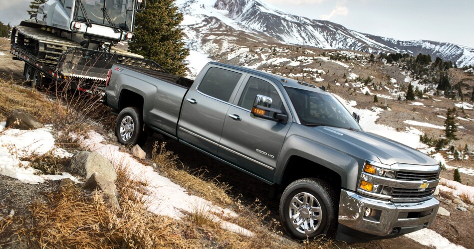 2017 Chevy Silverado 3500HD Pulling Trailer
