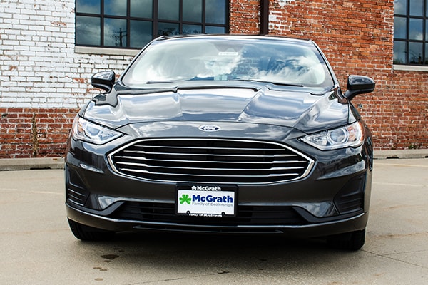 2019 Ford Fusion front grille