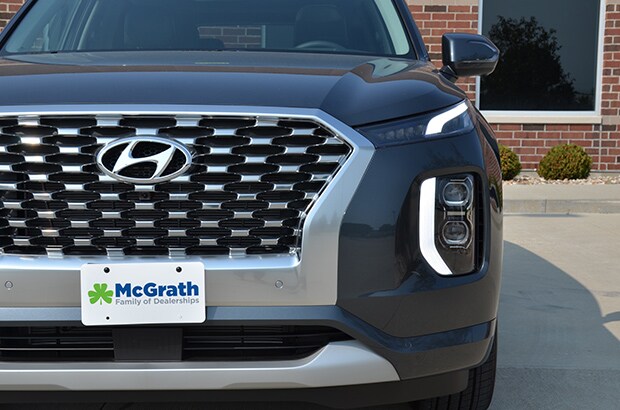 Hyundai Palisade Grill and headlights