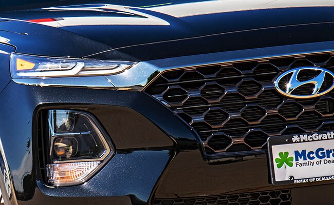2019 Hyundai Santa Fe Grille and Headlights
