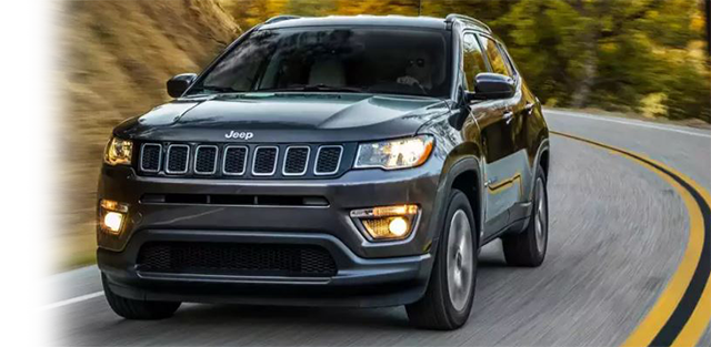Gray 2018 Jeep Compass Front Angle