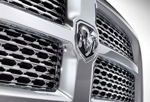 2016 Ram Chrome Grille