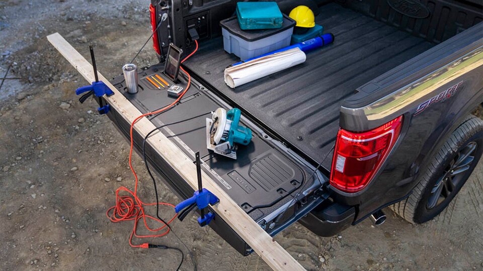 Tailgate work surface Ford