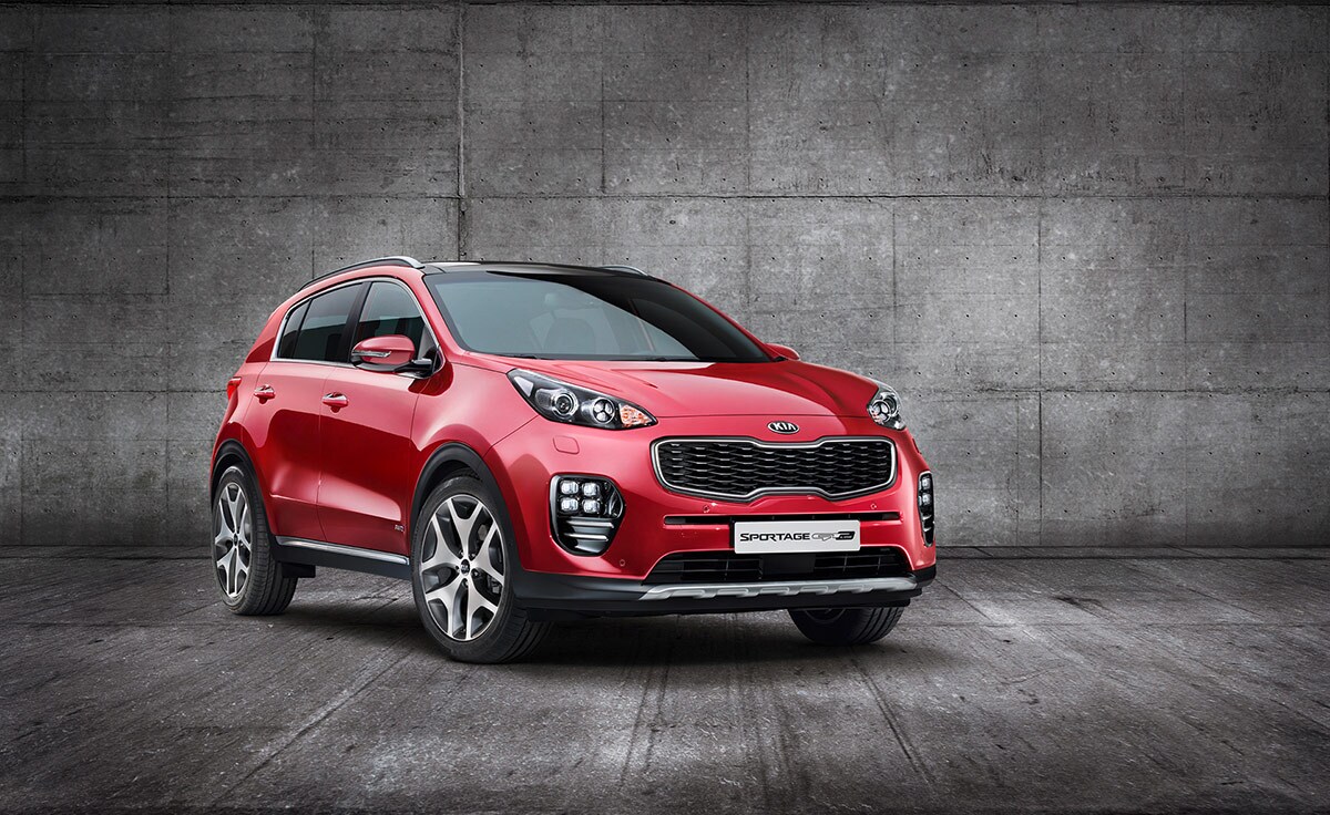 Red Kia Sportage Front angle