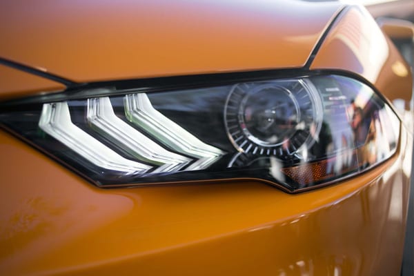 2019 Ford Mustang LED headlights