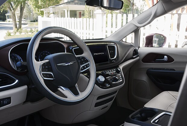 2017 Chrysler Pacifica Uconnect System