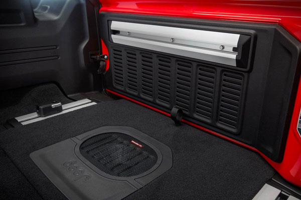 In-floor-storage in the 2019 Wrangler