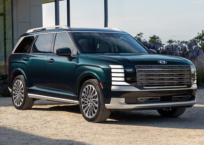 Hyundai Palisade features near Davenport IA