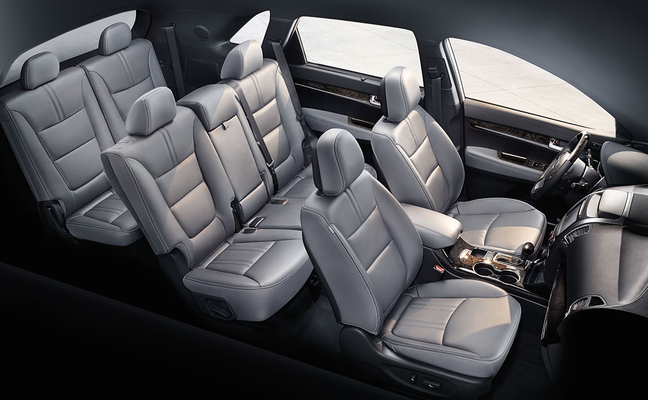 2015 Kia Sorento Interior Seating.jpg