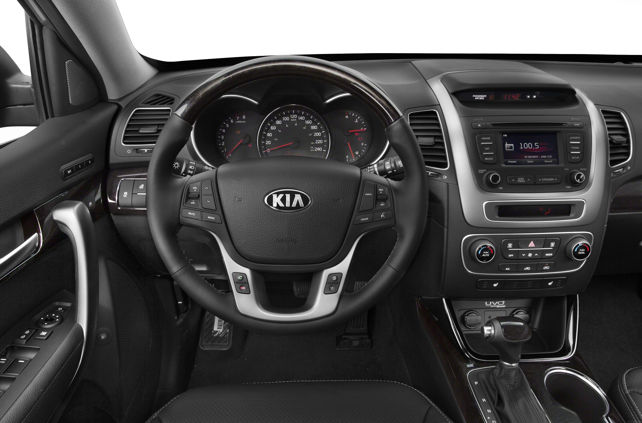 2014-Kia-Sorento-Interior.jpg