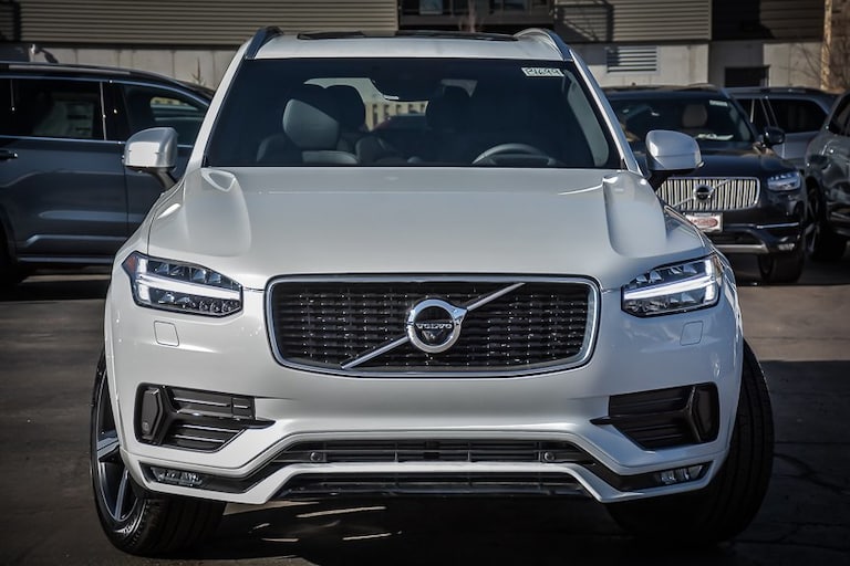 XC90 T6 R-Design2.jpg