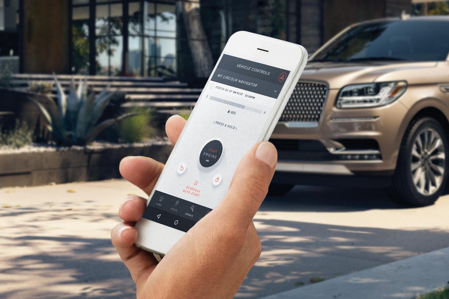 2019 Lincoln Navigator L Reserve SUV - iphone.jpeg