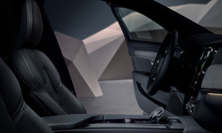 2023 Volvo V90 Cross Country Interior Front Seats