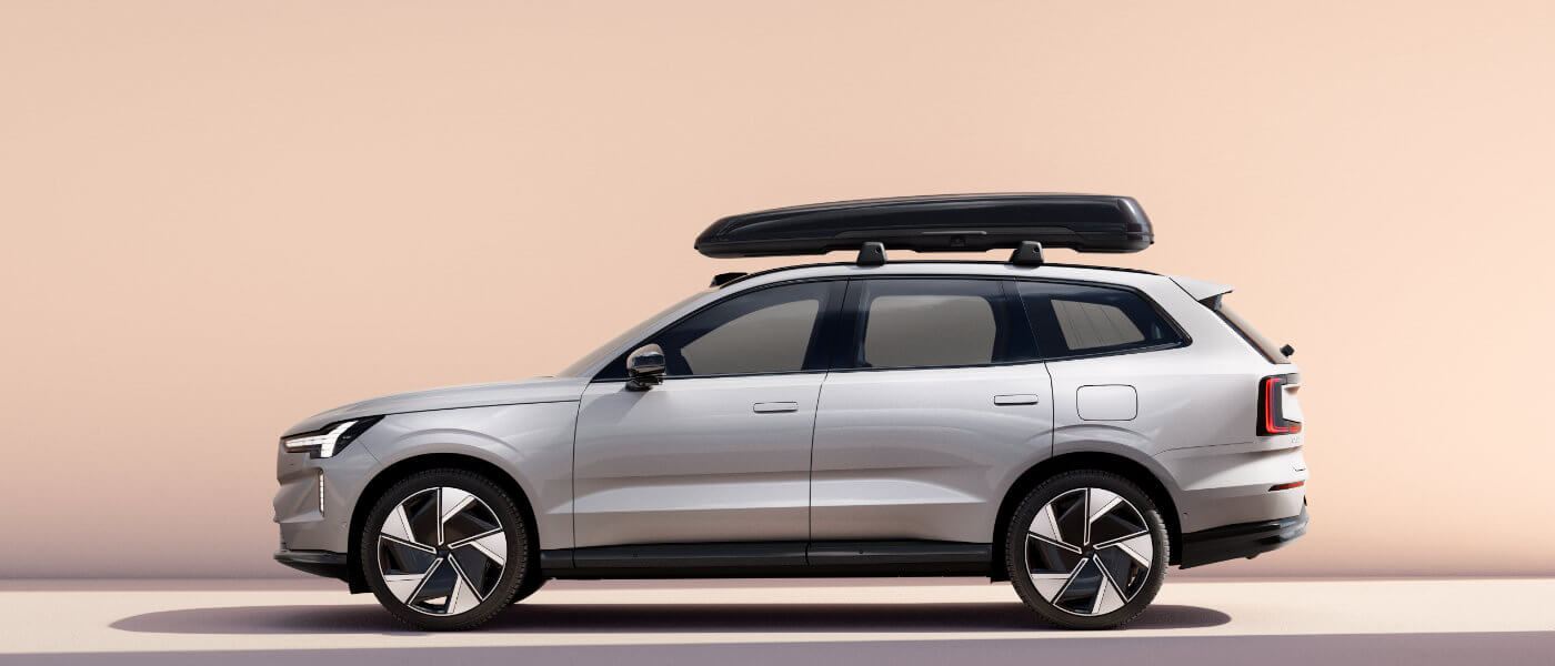 2025 Volvo EX90 Exterior With Roof Box