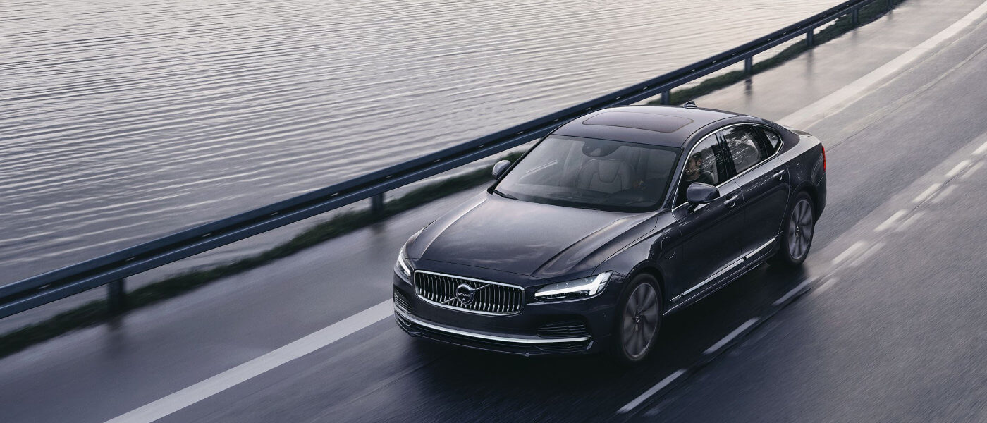 2025 Volvo S90 Exterior On Lake Road