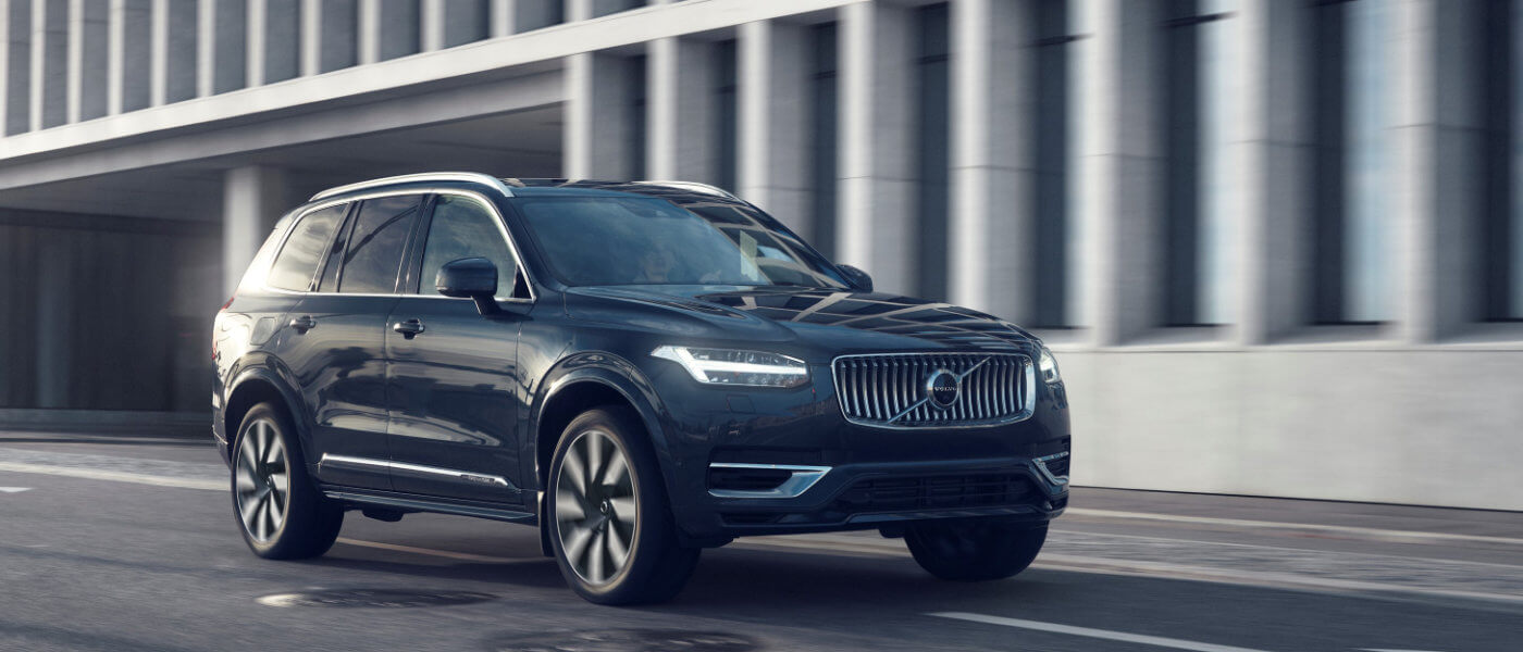 2024 Volvo XC90 Recharge Exterior City Underpass