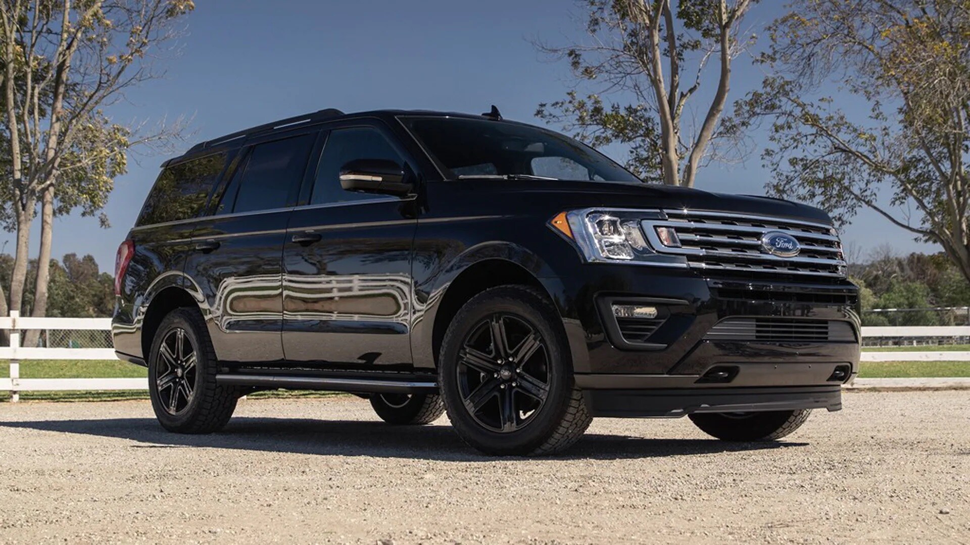 2021-Ford-Expedition.jpg