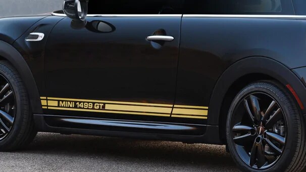 10.Alt Text A side view The MINI Cooper 1499 GT Special Edition.png