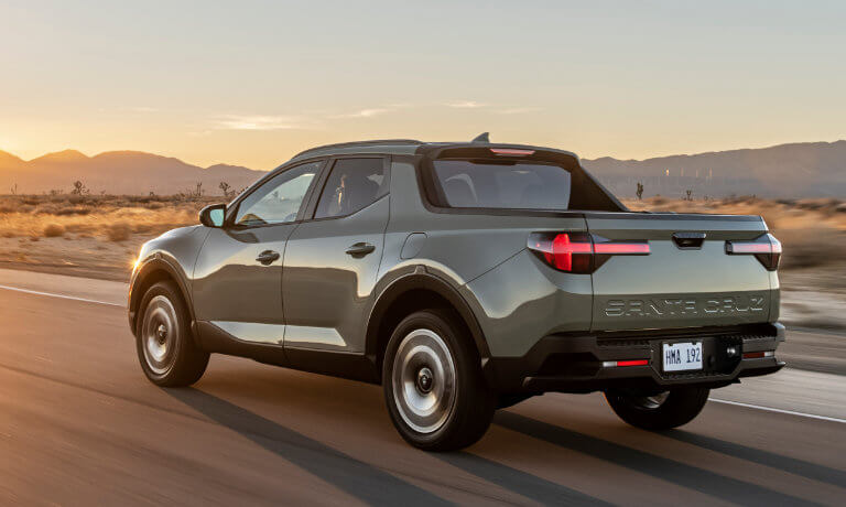 2022 Hyundai Santa Cruz exteror on highway