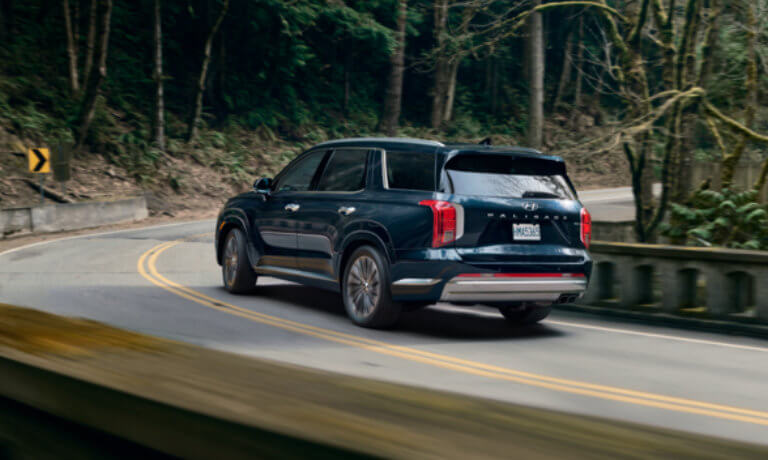 2023 Hyundai Palisade exterior on curvy highway